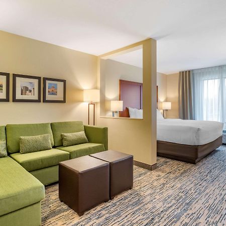 Comfort Inn & Suites West Des Moines Bagian luar foto