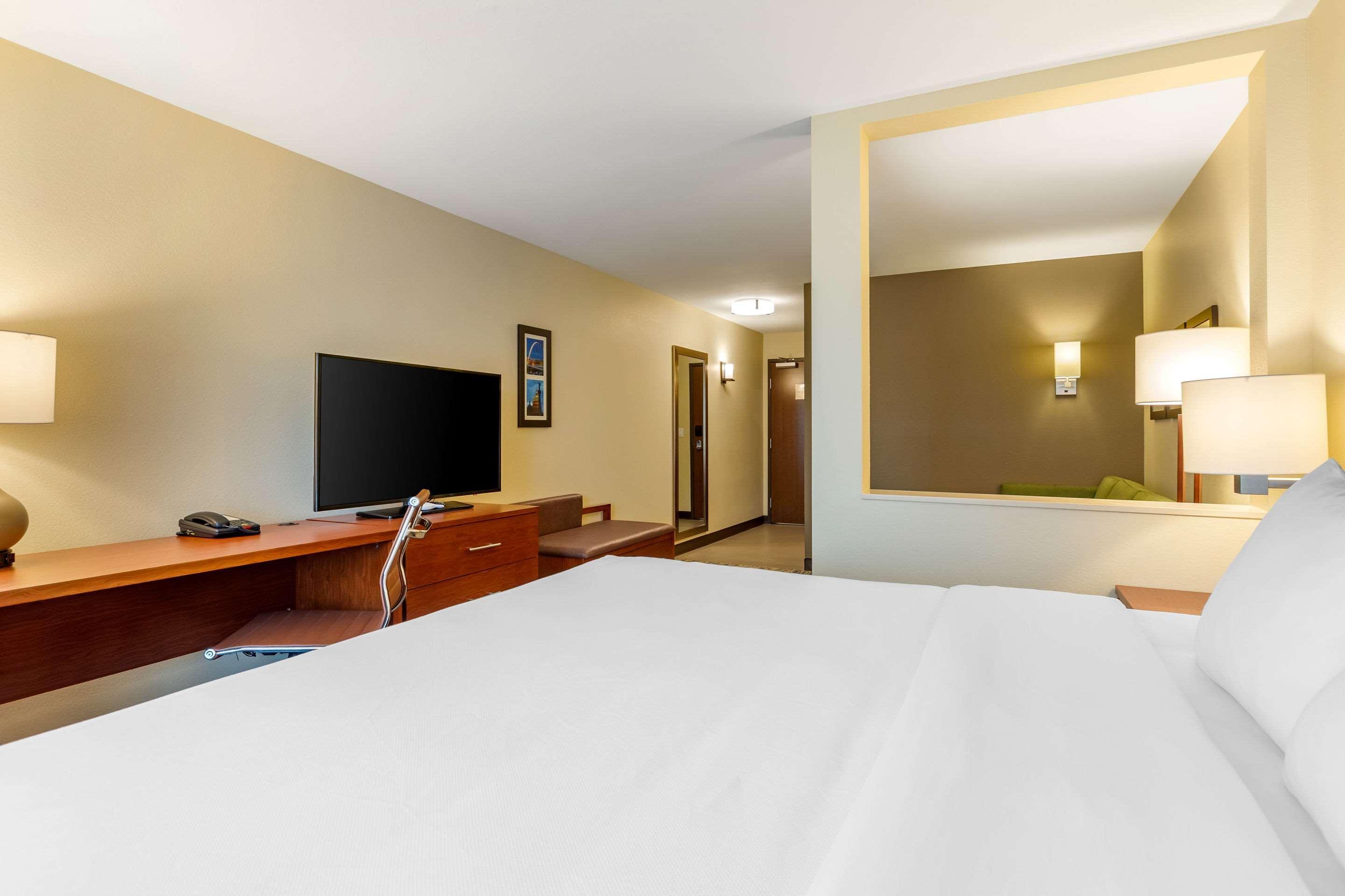 Comfort Inn & Suites West Des Moines Bagian luar foto