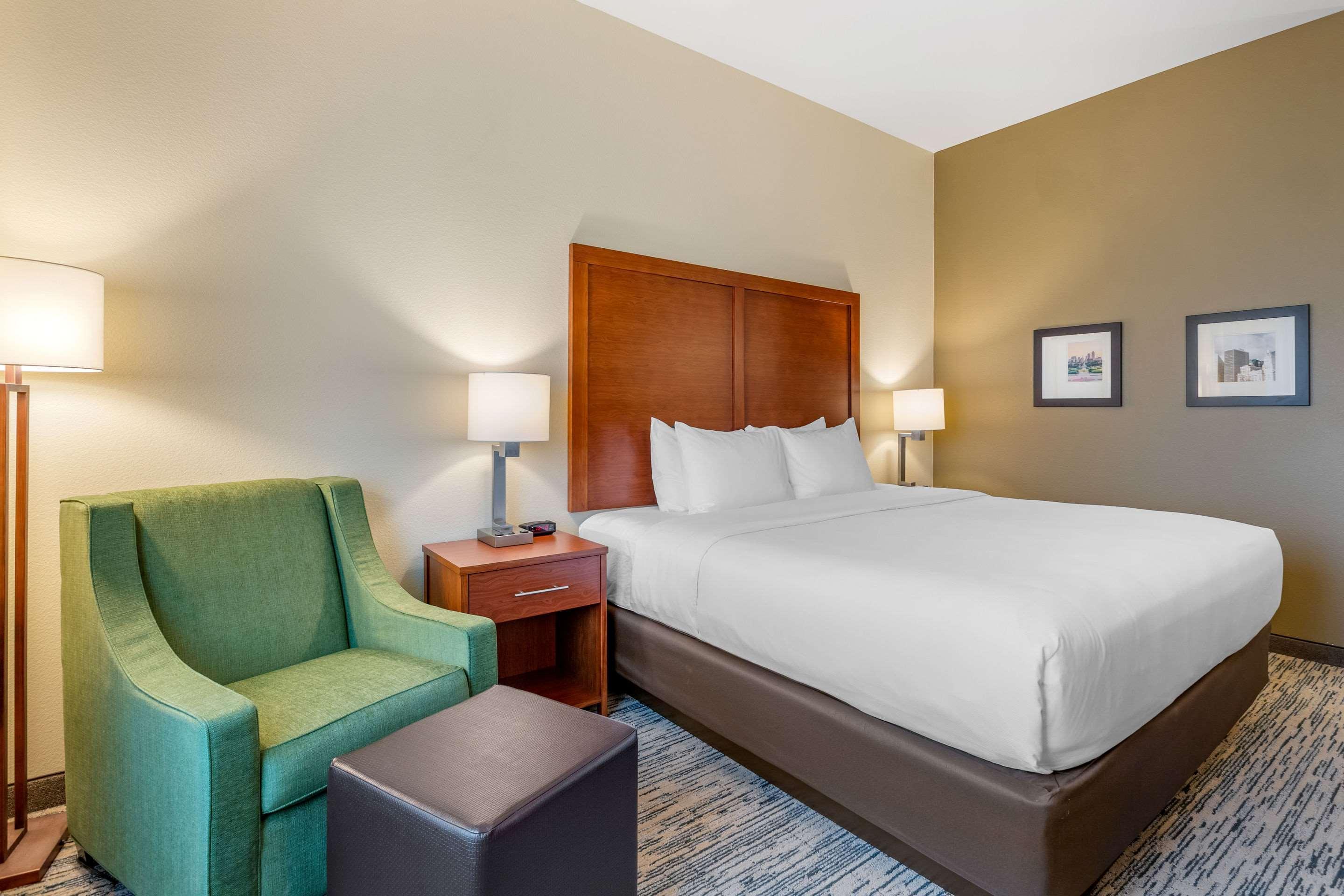 Comfort Inn & Suites West Des Moines Bagian luar foto