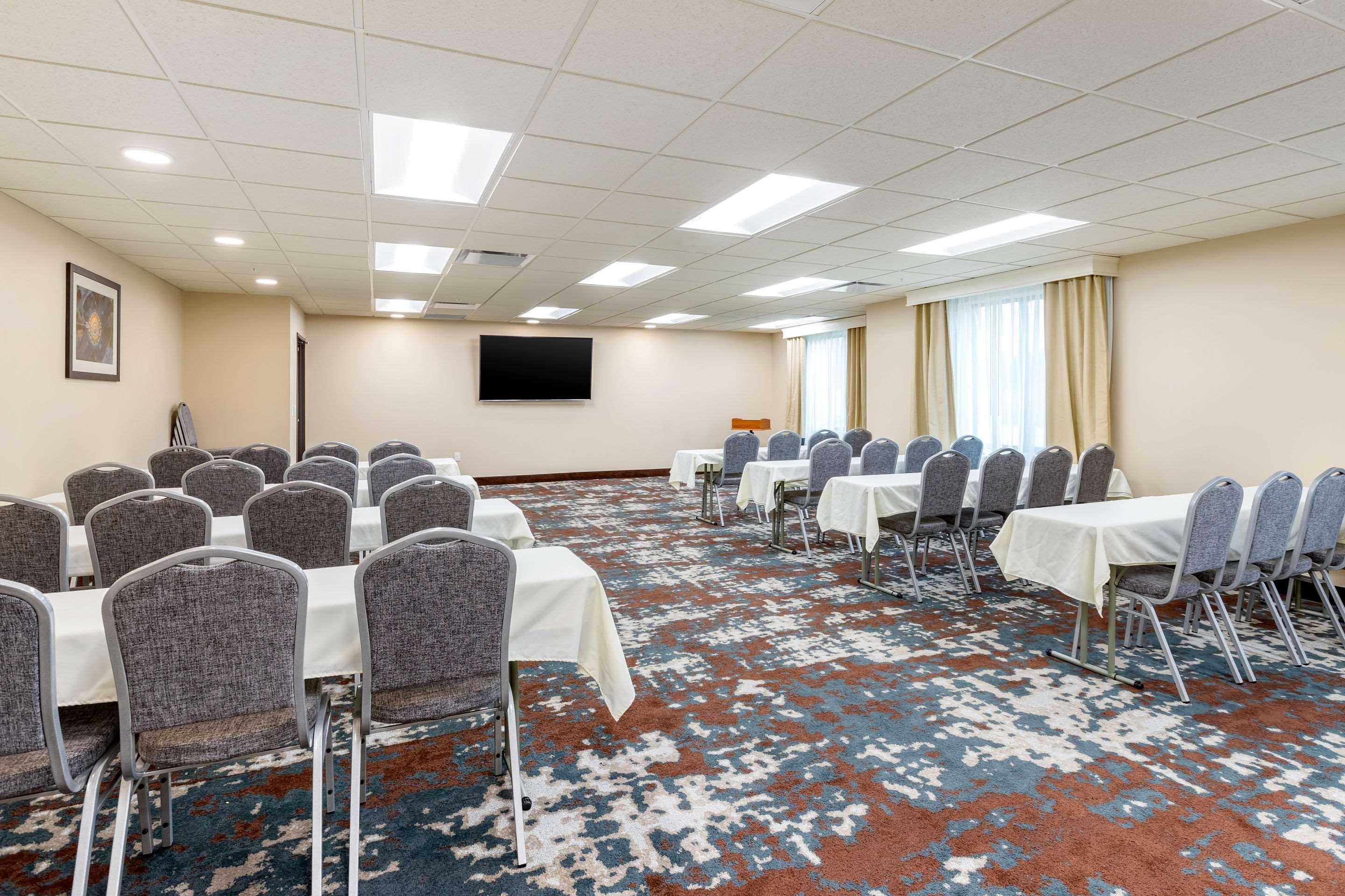 Comfort Inn & Suites West Des Moines Bagian luar foto